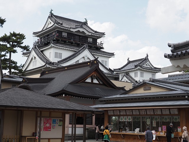 龍城神社