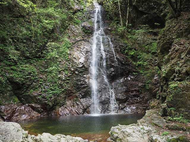 払沢の滝