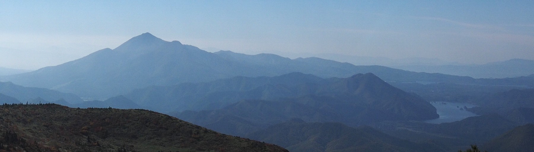 磐梯山と秋元湖