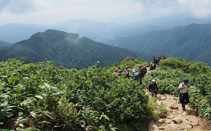 天神尾根登山道