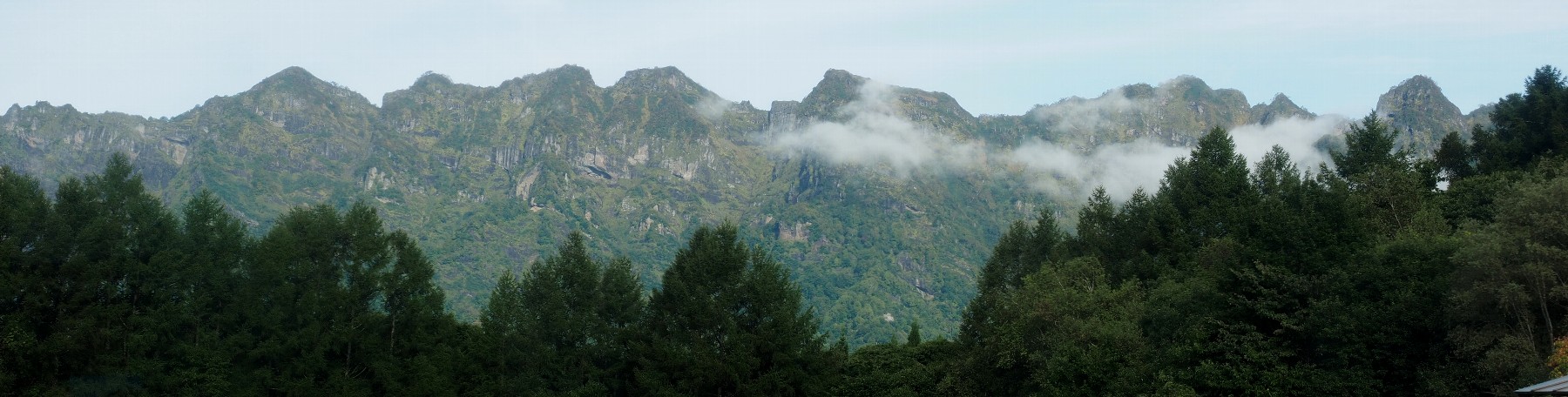 戸隠連峰