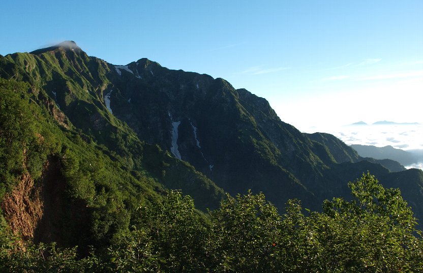 冷池山荘より見る鹿島槍