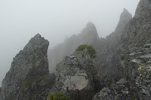 岩峰林立