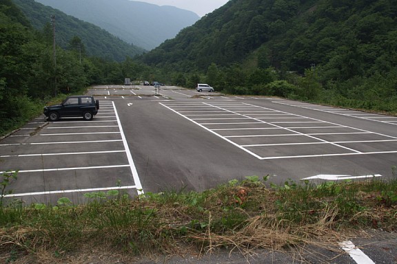 新穂高の登山者用駐車場