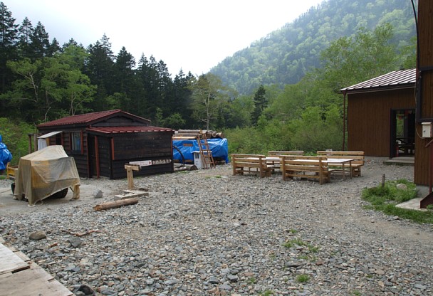 槍平小屋