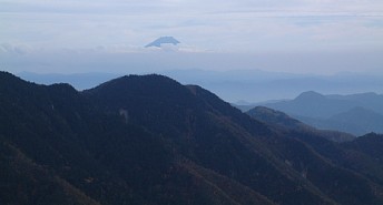 鷹見岩からの富士