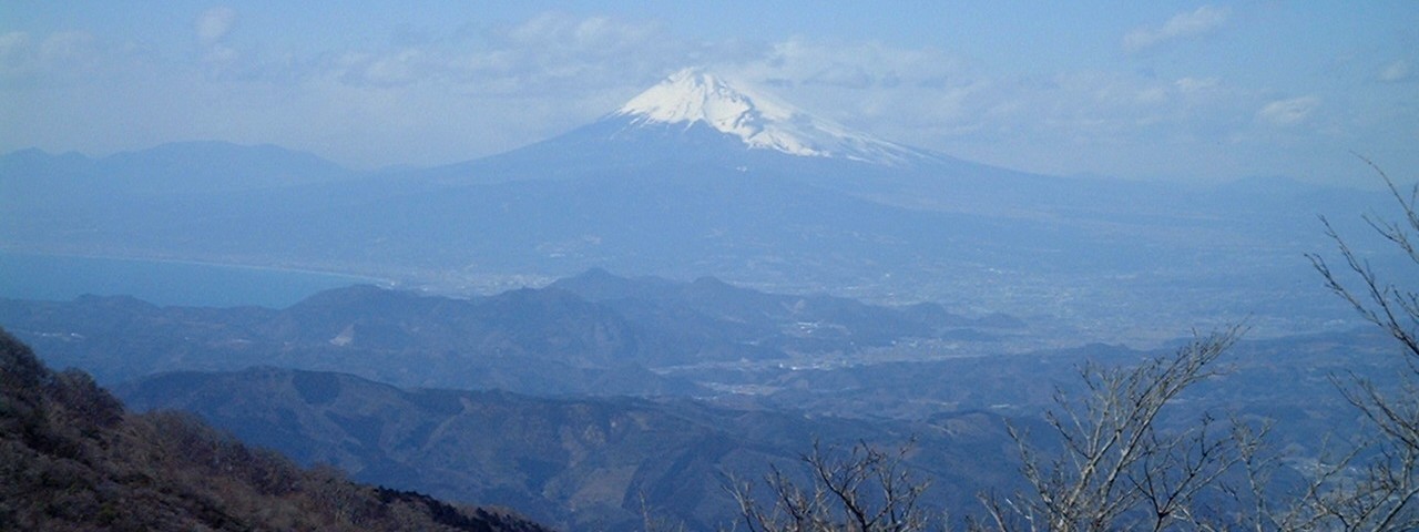 万二郎岳ガレ場から富士