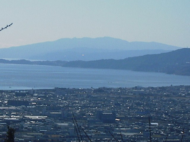 曽我丘陵より天城山脈