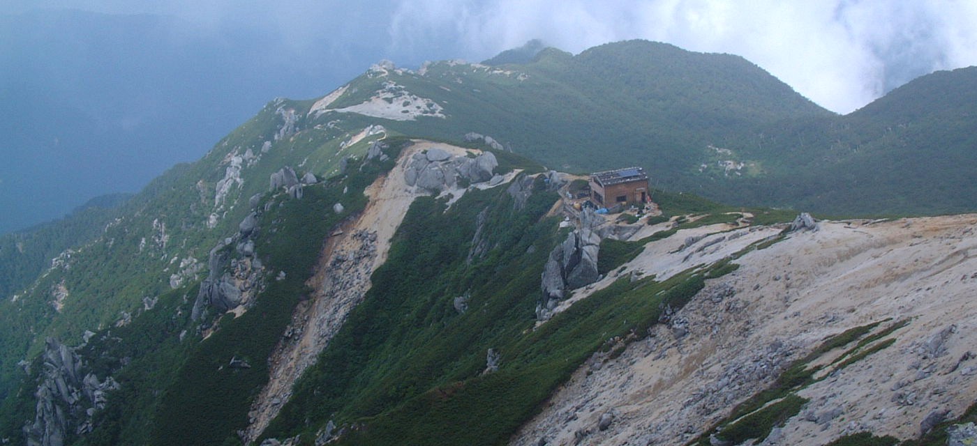 空木岳山頂から池山尾根