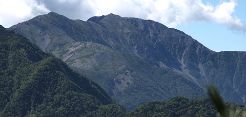 夏の赤石岳