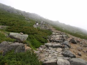 御前峰への登り