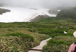 水屋尻雪渓