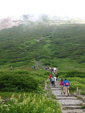 御前峰登山道