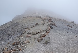 御前峰の稜線