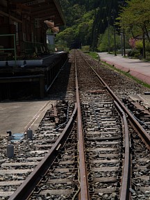 九頭竜湖駅