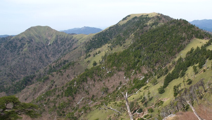 一ノ森付近から剣山・次郎笈