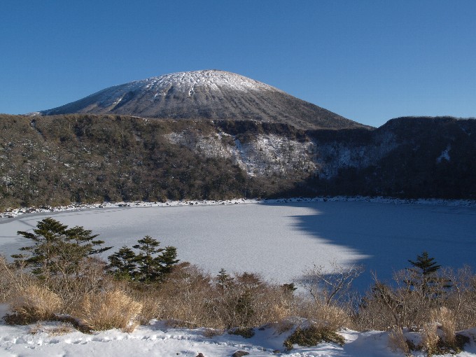 大浪池と韓国岳