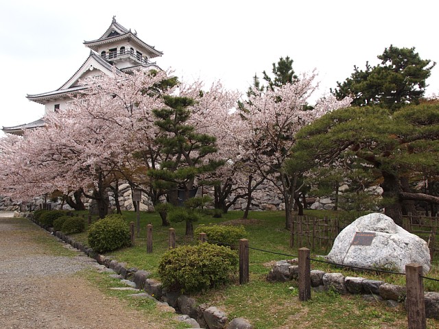 長浜城