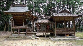 天津神社