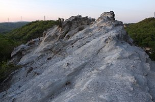 屯鶴峯