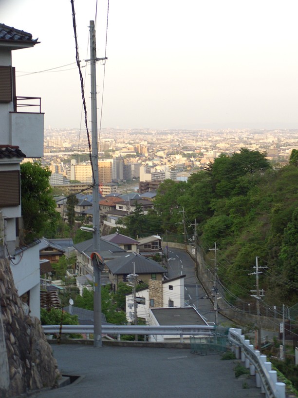 宝塚へ下る