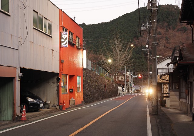 御嶽駅前