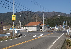 県道分岐