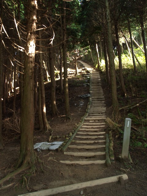 葛城山への階段