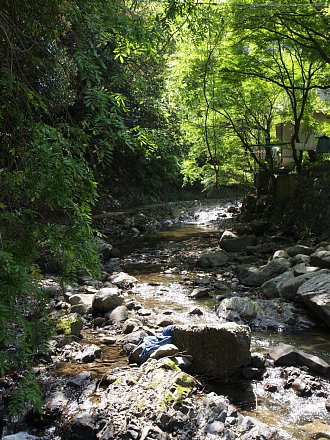 二瀬川