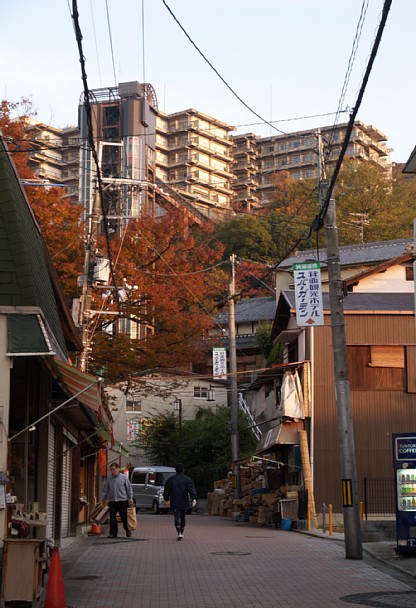 駅前商店街