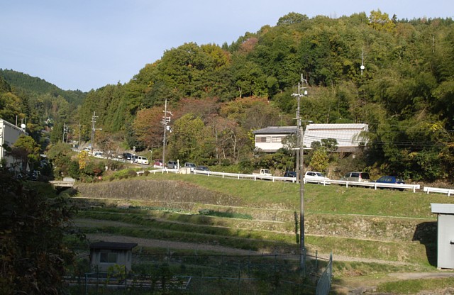 荻谷と府道115号