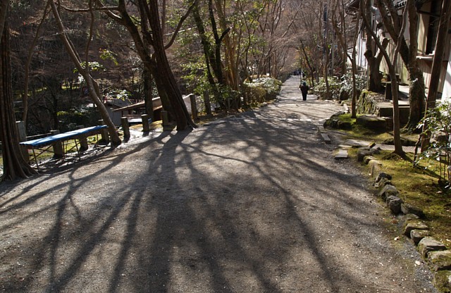 神峰山寺境内