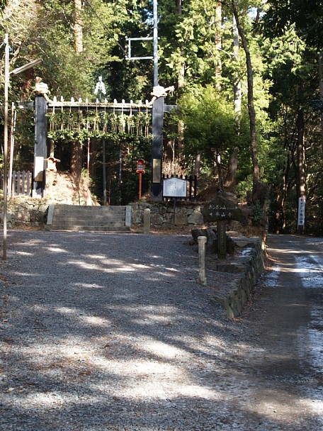 本山寺山門