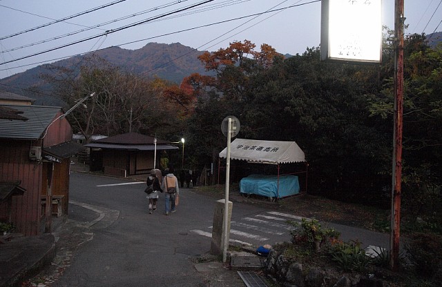 大原バス停近道入口