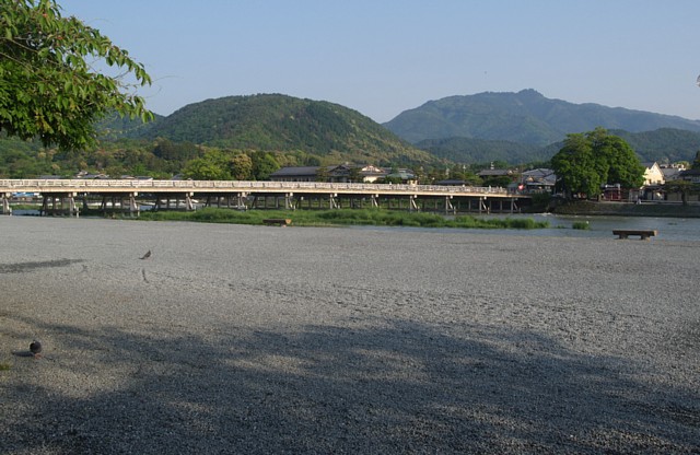 砂利の広場