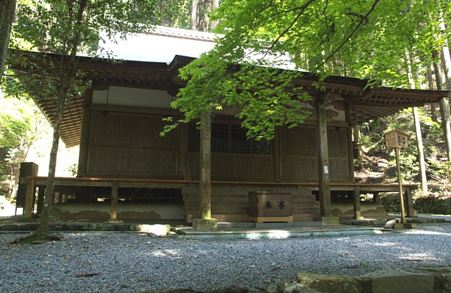 高山寺金堂