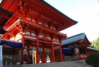近江神宮山門