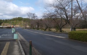 余野公園駐車場