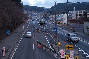 車の往来