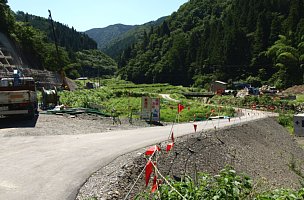 工事現場の迂回道