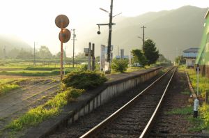 神海駅ホーム