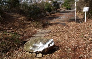 各務原公園の車道