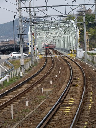 犬山橋と名鉄列車