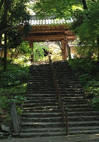 定光寺山門