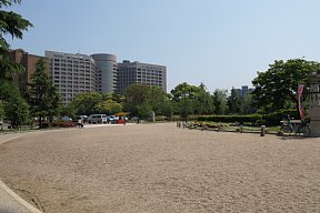 鶴舞公園