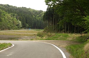 山道入口