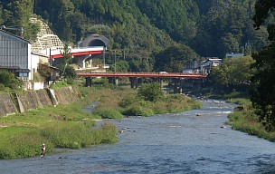 巴川と足助大橋