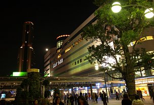 夜のJR浜松駅