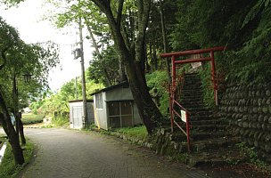 野守公園上り口