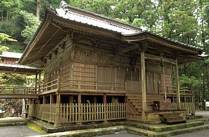 高根白山神社